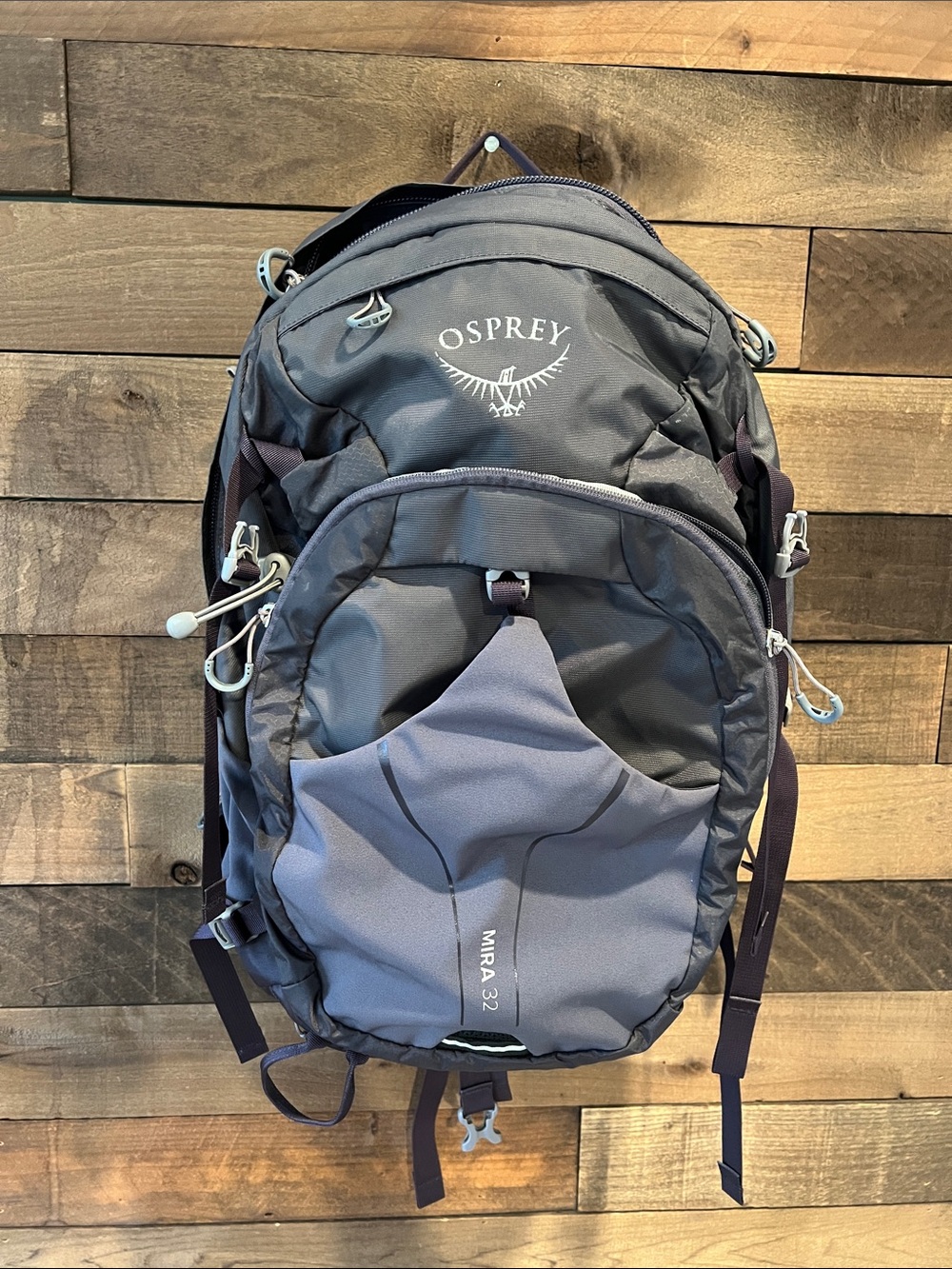 Osprey Women's Mira 32 Pack Backpack with Hydration
